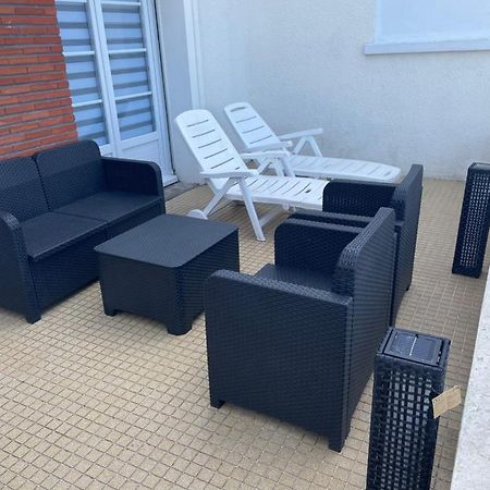 Appart Avec Terrasse Proche Plage - Classe 2 Etoiles Кюк Екстер'єр фото